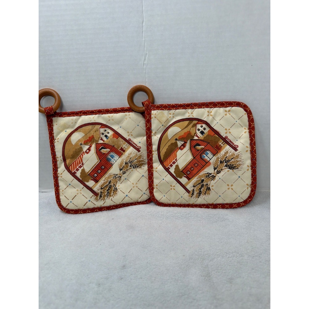 Vintage Franco Pot Holders Cream Red Farmhouse Barn Wheat Set of 2 Wooden Rings